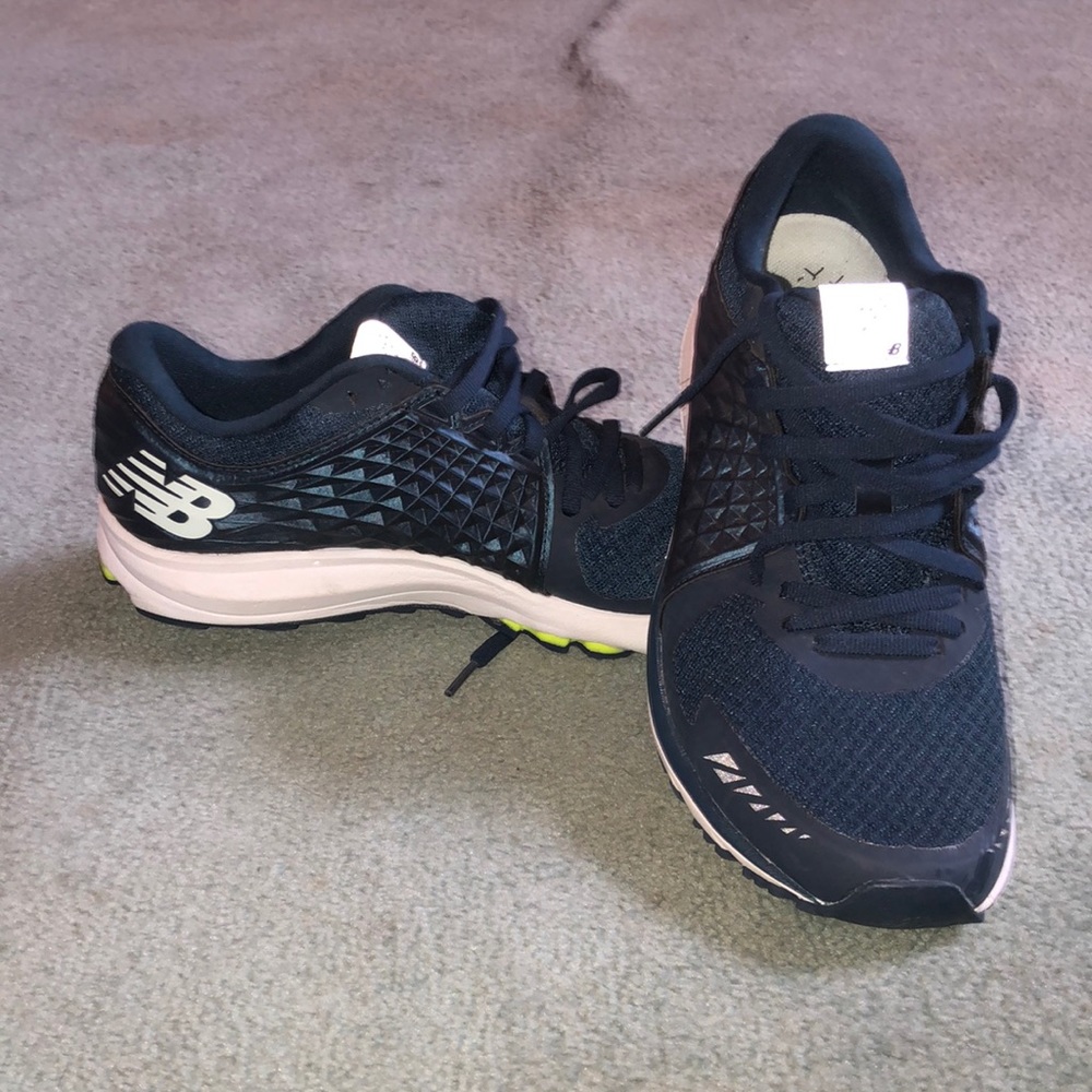 New Balance shoes! Size 9 us.
